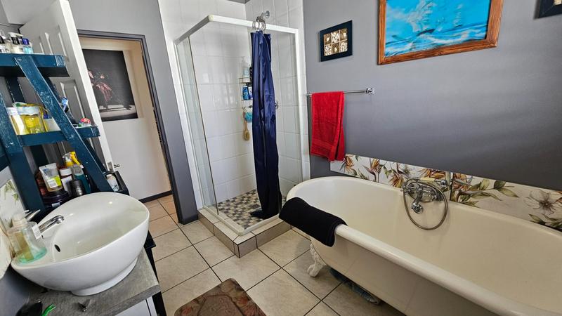 3 Bedroom Property for Sale in Dwarskersbos Western Cape